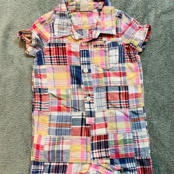 3 for $15❤️💚Baby Gap One-Piece💚❤️ - Picture 2 of 3